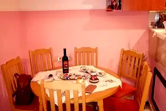 Двустаен апартамент в Перник, Център