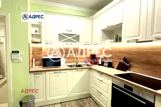 Двустаен апартамент във Варна, Галата