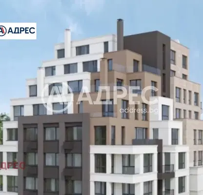 Снимка 2 — Просторен тристаен апартамент с южна тераса в Изгрев, Варна