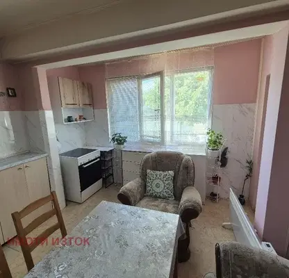 Photo 3 — 2-bedroom apartment in Pernik, Iztok