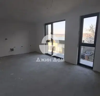 Снимка 3 — Двустаен апартамент в Бургас, Несебър