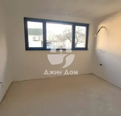 Снимка 3 — Двустаен апартамент в Бургас, Несебър