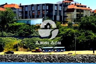 Двустаен апартамент в Бургас, Несебър