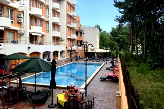 Двустаен апартамент в Бургас, Поморие