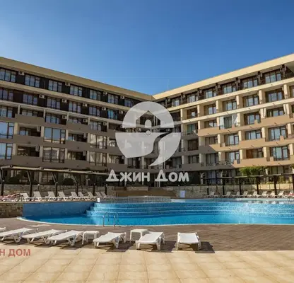 Снимка 2 — Двустаен апартамент в Бургас, Свети Влас