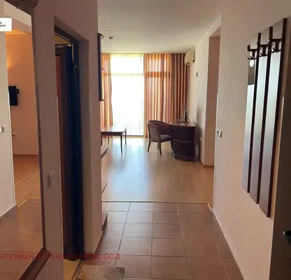Снимка 2 — Двустаен апартамент в Бургас, Свети Влас