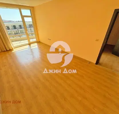 Снимка 2 — Двустаен апартамент в Бургас, Свети Влас