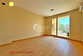 Двустаен апартамент в Бургас, к.к. Слънчев бряг