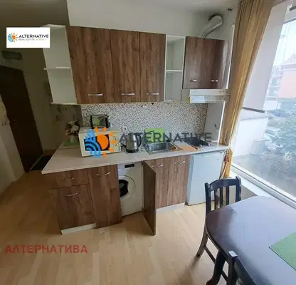 Снимка 4 — Двустаен апартамент в Бургас, к.к. Слънчев бряг