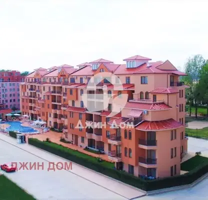 Photo 2 — Furnished one-room apartment in Sunny Beach resort with terrace