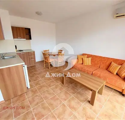 Photo 4 — Furnished one-room apartment in Sunny Beach resort with terrace