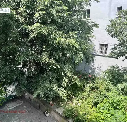 Снимка 5 — Етаж от къща с 4 стаи в центъра на Бургас с голяма тераса