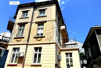 Етаж от къща в Бургас, Център