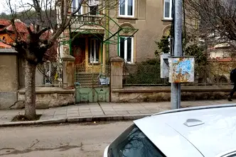 Етаж от къща в Кюстендил, Дупница