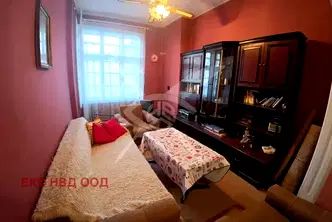 Етаж от къща в Пловдив, Асенов