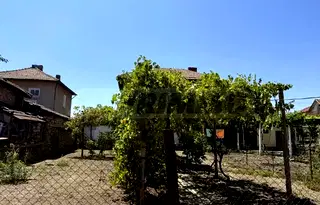 Етаж от къща във Велико Търново, Павликени