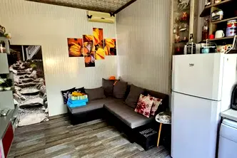 Къща в с. Лозен