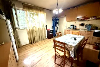 Къща в Русе, Център