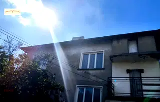 Къща в Перник, Църква
