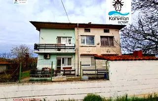 Къща в Бургас, Лозово