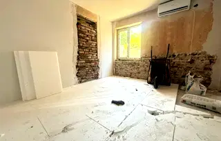 Къща в Русе, Родина 2