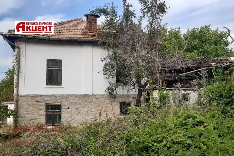 House in Oblast Gabrovo, Karaivanca