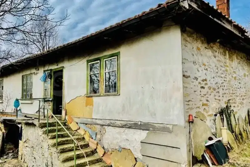 House in Oblast Gabrovo, Mejdeni