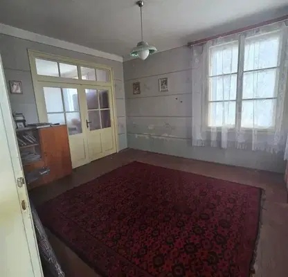 Photo 5 — House in Kyustendil, Stensko