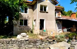 Къща в Ловеч, Априлци