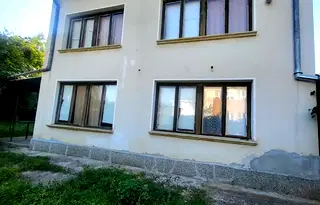 Къща в Ловеч, Априлци