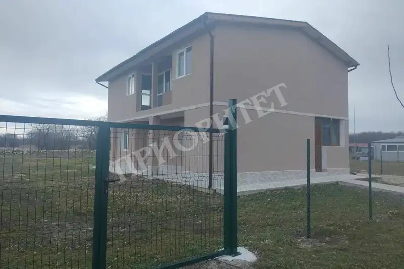 Къща във Варна, с. Доброглед
