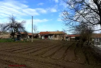 Къща във Варна, с. Неофит Рилски