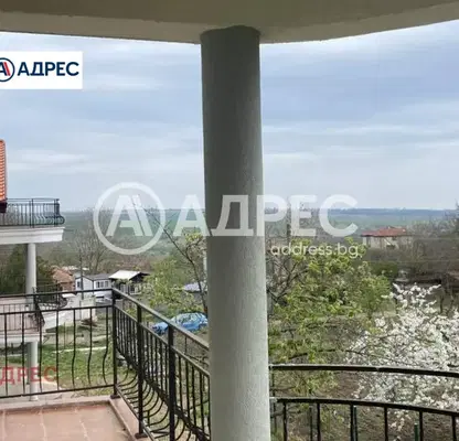 Снимка 4 — Къща във Варна, с. Равна гора