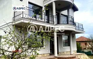 Къща във Варна, с. Равна гора