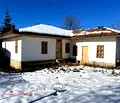 Снимка 2 — Къща във Велико Търново, Елена