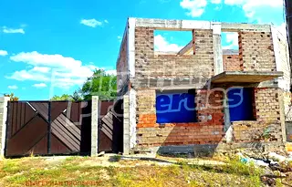 Къща във Велико Търново, с. Леденик