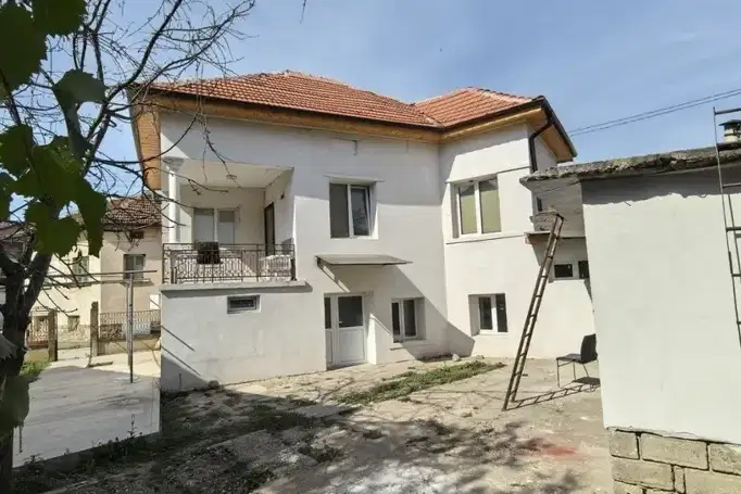 Къща във Враца, с. Краводер