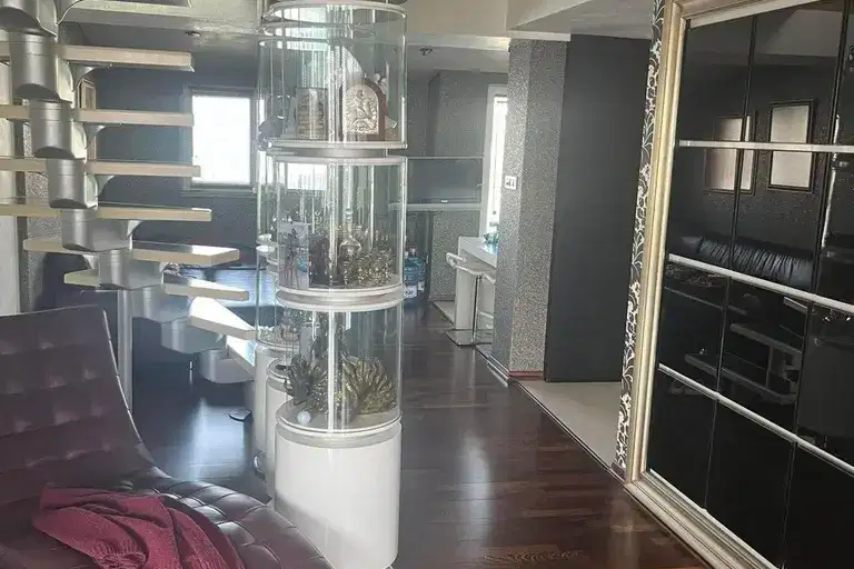 5-bedroom apartment in Varna, Briz