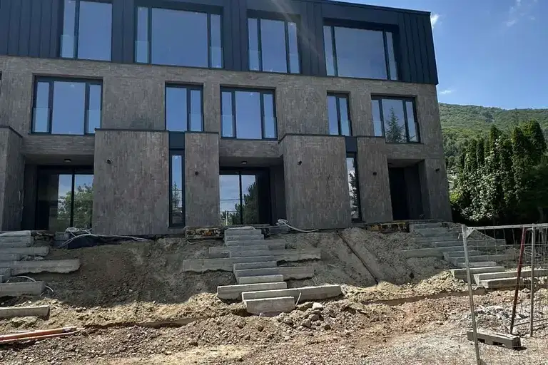 Многостаен апартамент в София, в.з.Киноцентъра