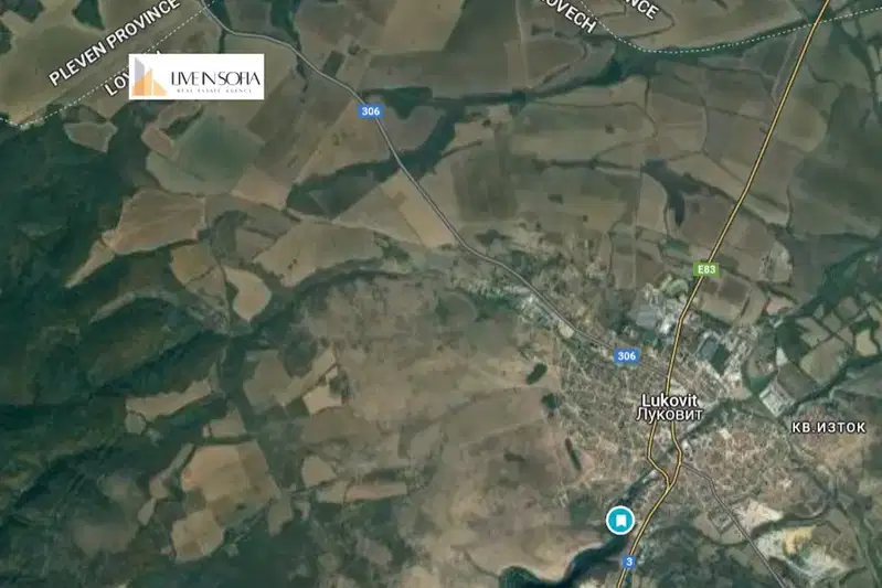 Земеделски имот в Ловеч, Луковит