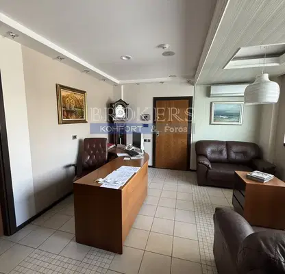 Photo 5 — Office in Varna, Centyr