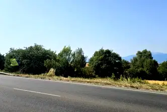 Парцел в с. Войнеговци