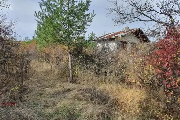 Парцел в Банкя