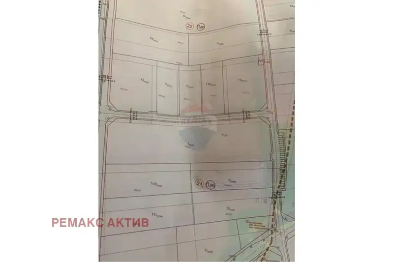 Plot in Topoli