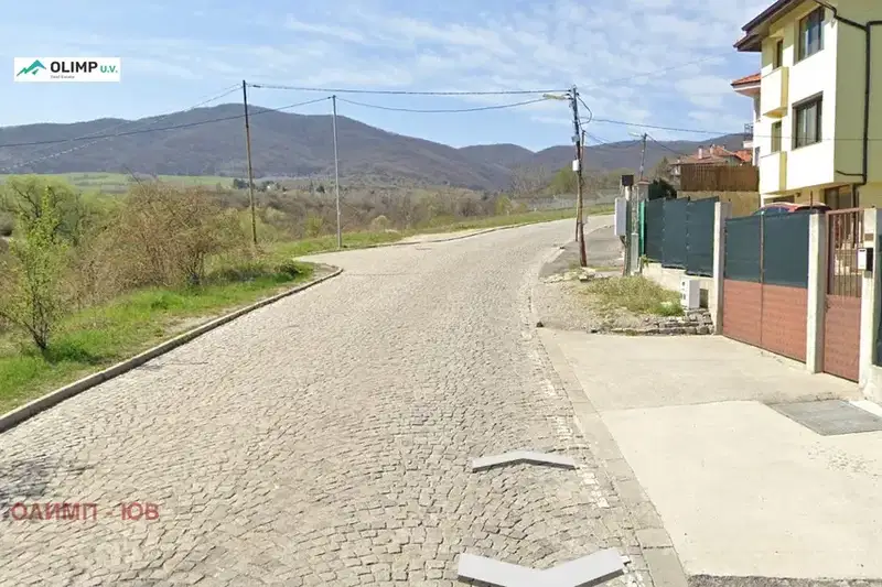 Парцел в Банкя