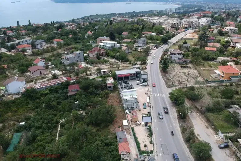 Парцел във Варна, Бриз