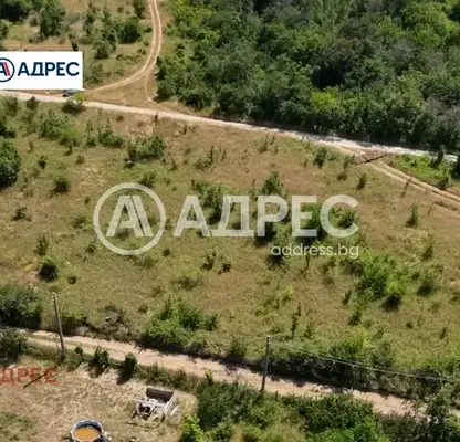 Снимка 3 — Парцел във Варна, м-т Боровец - север