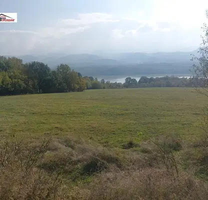 Снимка 2 — Парцел в Ловеч, с. Голяма Желязна