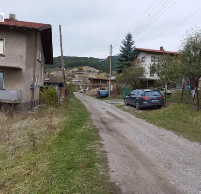 Снимка 2 — Парцел в Перник, с. Люлин
