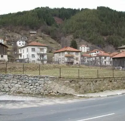 Снимка 2 — Парцел в Смолян, с. Арда